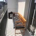 Lägenhet In *